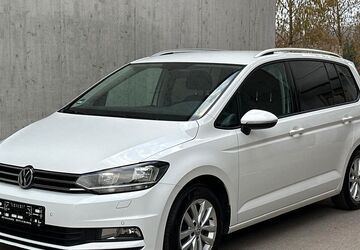 VW Touran 182.000 km 13.990 &euro; Leinfelden-Echterdingen (Musberg) 70771