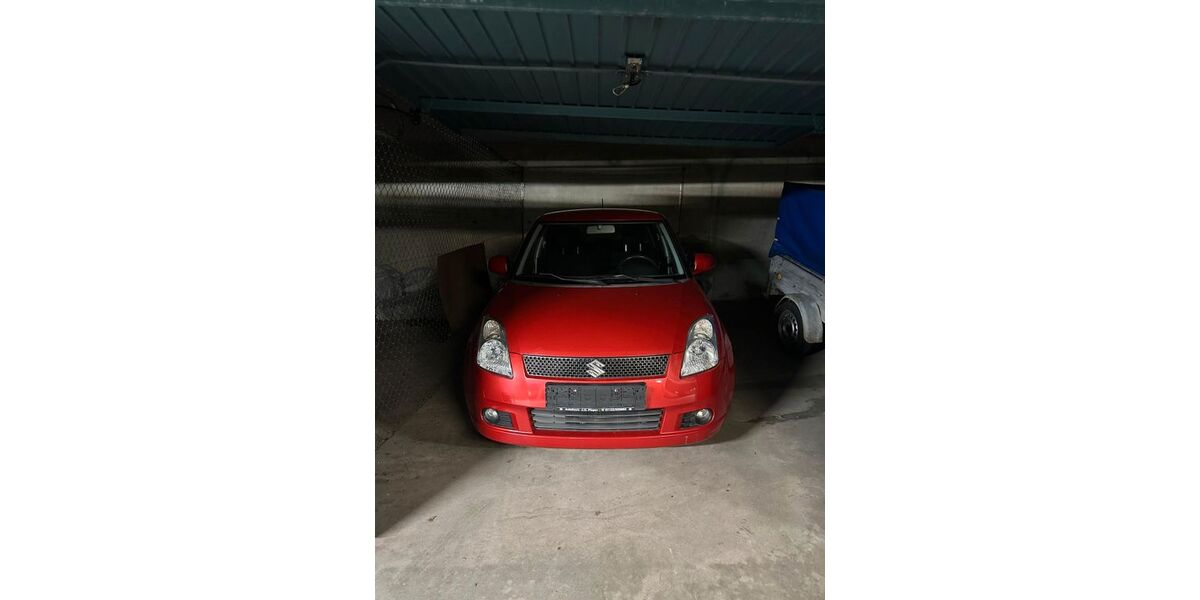 Suzuki Swift 120.000 km 3.900 &euro; Stuttgart 70435