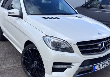 Mercedes-Benz ML 350 271.000 km 14.999 &euro; Schwieberdingen 71701