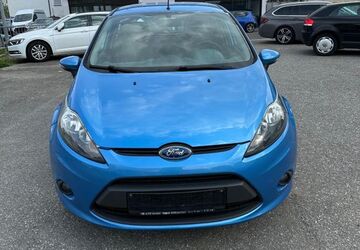 Ford Fiesta 124.600 km 2.500 &euro; Fellbach 70736