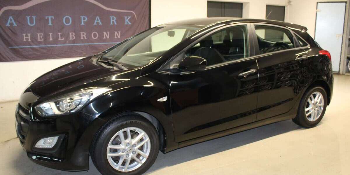 Hyundai i30 109.370 km 7.999 &euro; Heilbronn 74080