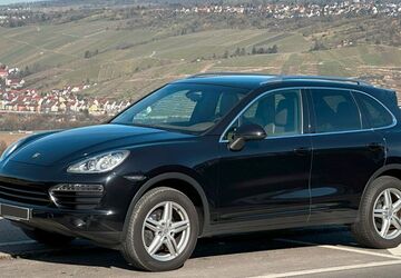 Porsche Cayenne 214.000 km 17.300 &euro; Stuttgart 70378