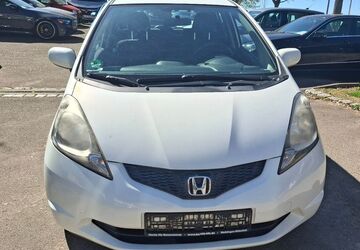 Honda Jazz 195.029 km 2.400 &euro; Kernen i. r 71394
