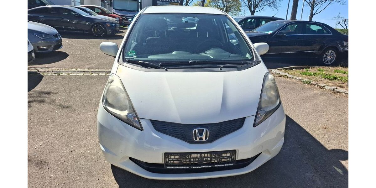 Honda Jazz 195.029 km 2.400 &euro; Kernen i. r 71394