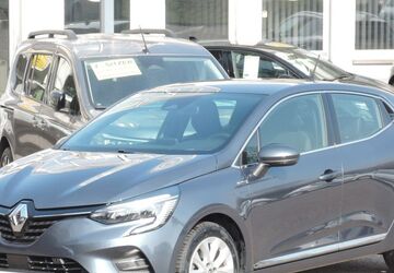 Renault Clio 47.369 km 16.350 &euro; Fellbach-Schmiden (bei Stuttgart) 70736