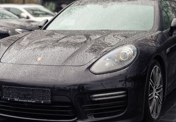 Porsche Panamera 76.500 km 49.990 &euro; Böblingen-Süd 71032