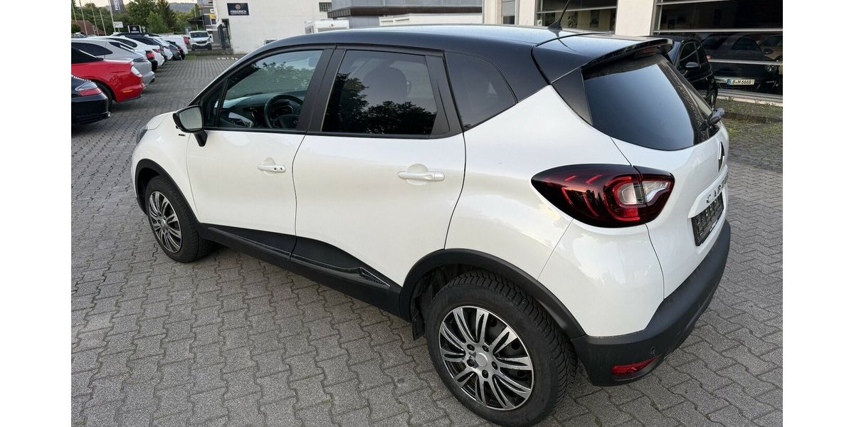 Renault Captur TCe 90 eco Limited 117.560 km 7.850 &euro; Schorndorf 73614