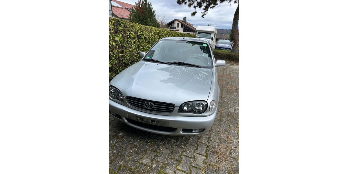Toyota Corolla 92.200 km 2.800 &euro; Baltmannsweiler 73666