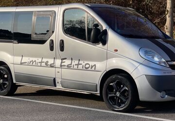 Opel Vivaro 156.000 km 10.900 &euro; Fellbach 70736
