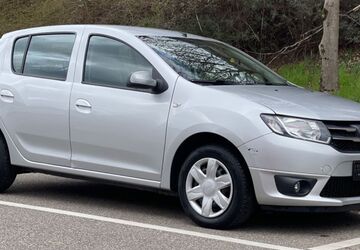 Dacia Sandero 96.000 km 5.300 &euro; Fellbach 70736