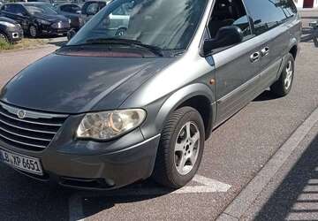 Chrysler Voyager 309.000 km 2.999 &euro; Sachsenheim 74343