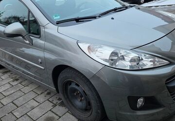 Peugeot 207 149.000 km 2.000 &euro; Miedelsbach 73614