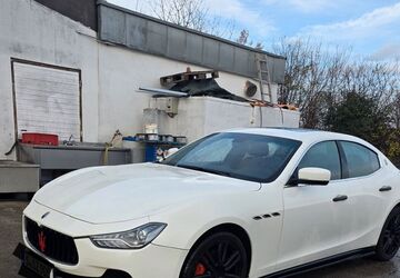 Maserati Ghibli 99.985 km 21.500 &euro; Winnenden 71364