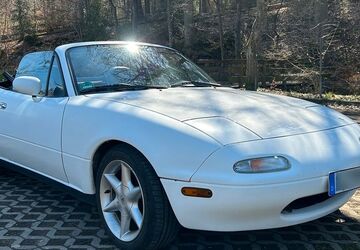 Mazda MX-5 130.000 km 7.900 &euro; Stuttgart 70599