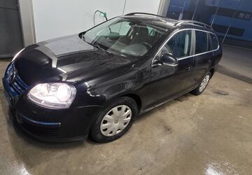 VW Golf 203.300 km 3.200 &euro; Ludwigsburg 71642