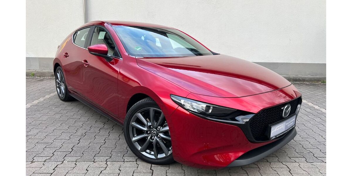 Mazda 3 81.500 km 18.290 &euro; Stuttgart 70378