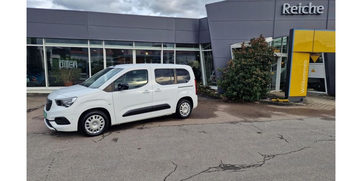 Opel Combo Life 30.799 km 21.490 &euro; Großbottwar 71723