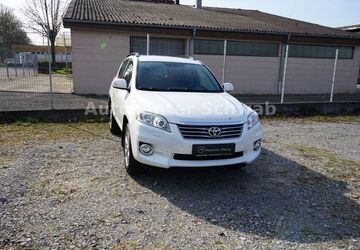 Toyota RAV 4 181.642 km 12.890 &euro; Rielingshausen 71672