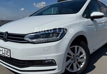 VW Touran 97.273 km 26.990 &euro; Böblingen/Stuttgart 71034