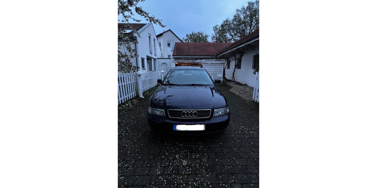 Audi A4 178.000 km 2.300 &euro; Marbach 71672