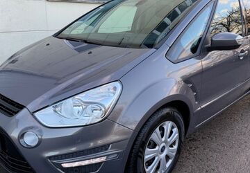 Ford S-Max 122.000 km 9.950 &euro; Sindelfingen/Stuttgart 71069