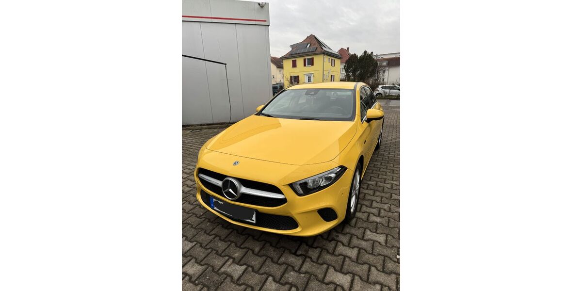 Mercedes-Benz A 250 100.000 km 18.499 &euro; Stuttgart 70499