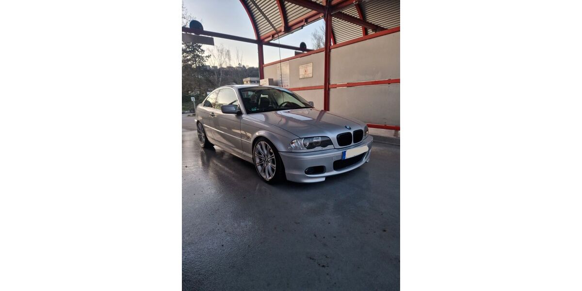 BMW 323 207.000 km 6.900 &euro; Mühlacker 75417