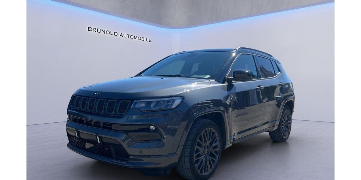 Jeep Compass 25.050 km 24.900 &euro; Stuttgart 70565