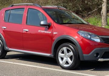 Dacia Sandero 76.000 km 4.500 &euro; Fellbach 70736