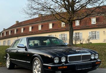 Jaguar Daimler 183.500 km 19.900 &euro; Korntal-Münchingen 70825