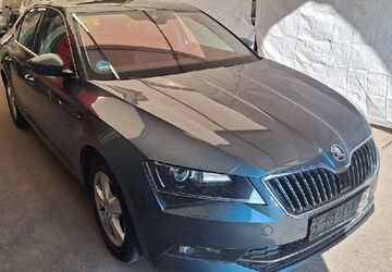 Skoda Superb 149.000 km 18.999 &euro; Ditzingen 71254