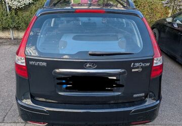 Hyundai i30 143.000 km 2.300 &euro; Weinstadt 71384
