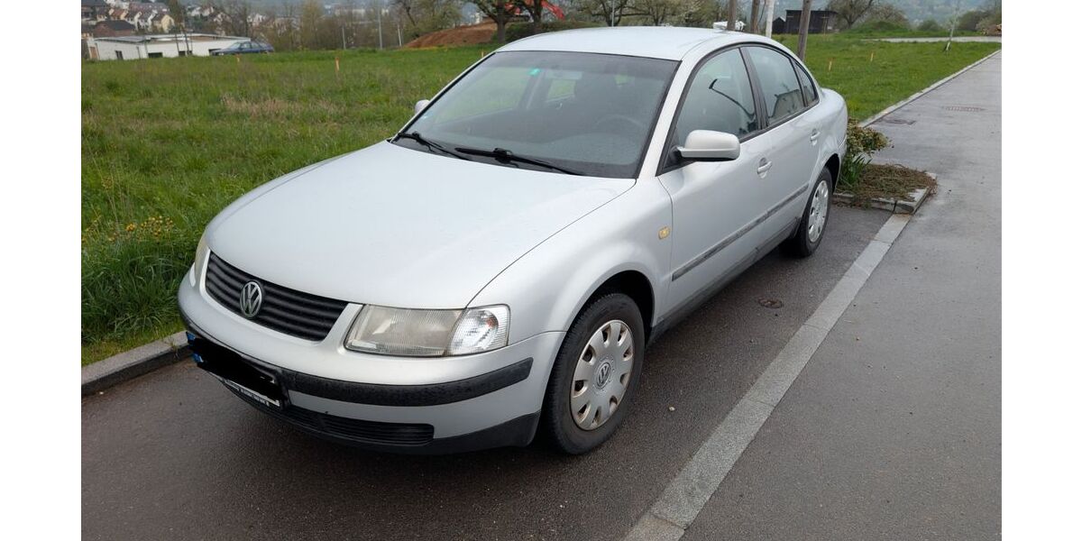 VW Passat 170.000 km 2.500 &euro; Oberboihingen 72644