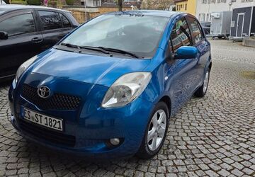 Toyota Yaris 119.000 km 4.850 &euro; Wernau 73249