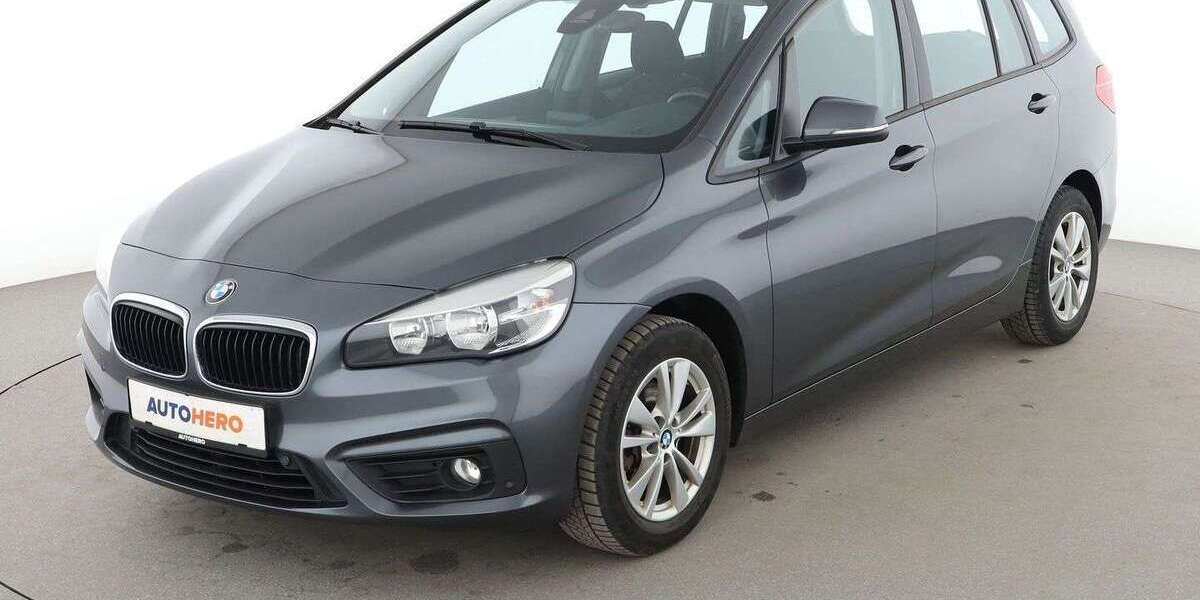 BMW 216 95.041 km 14.400 &euro; Stuttgart 70195