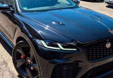 Jaguar F-Pace 38.850 km 69.999 &euro; Stuttgart 70435