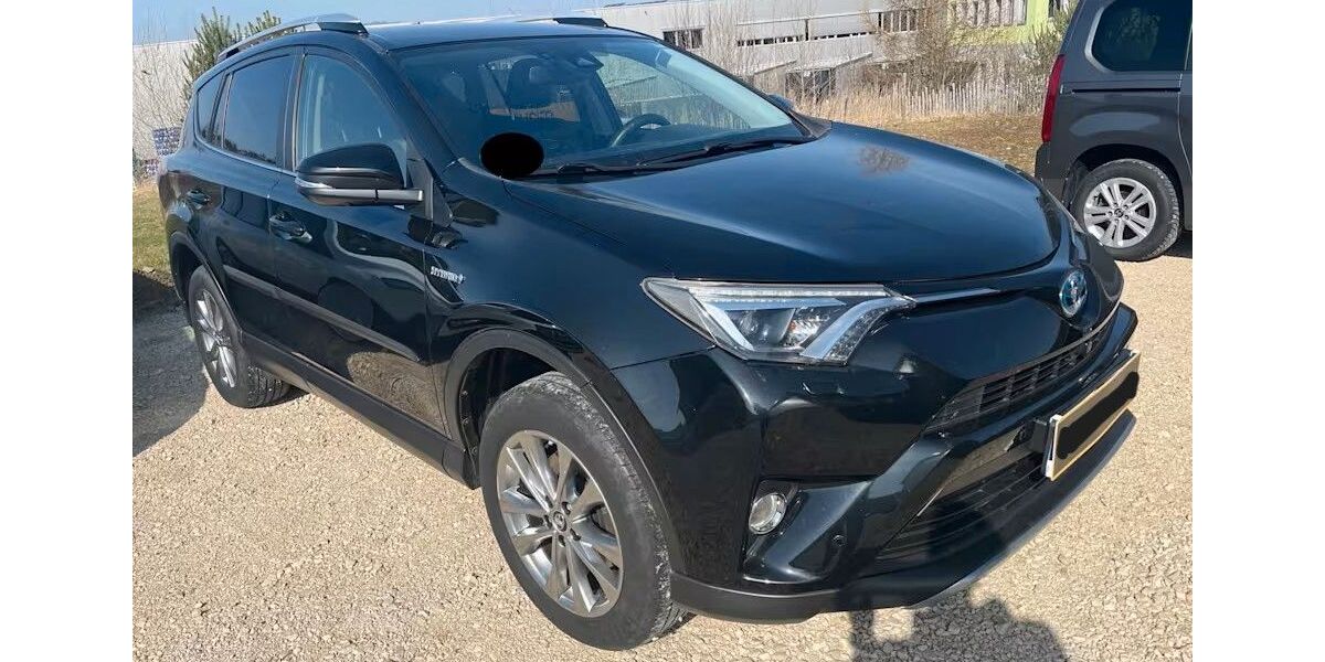 Toyota RAV 4 163.000 km 15.999 &euro; Ditzingen 71254