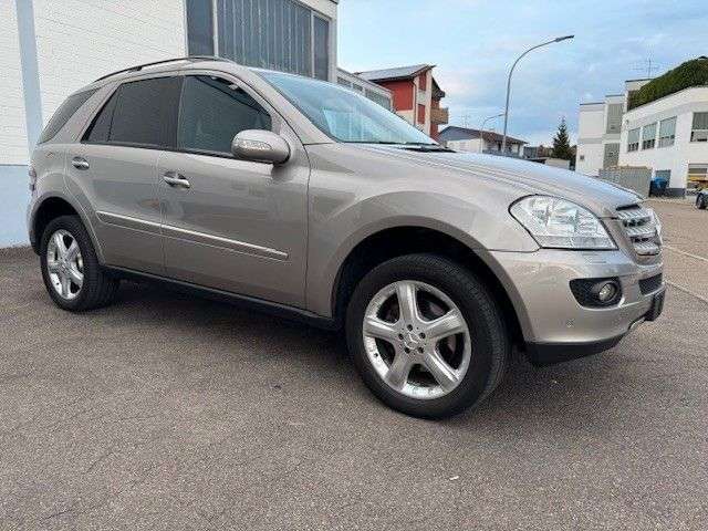 Mercedes-Benz ML 350 180.000 km 14.000 &euro; Korb 71404