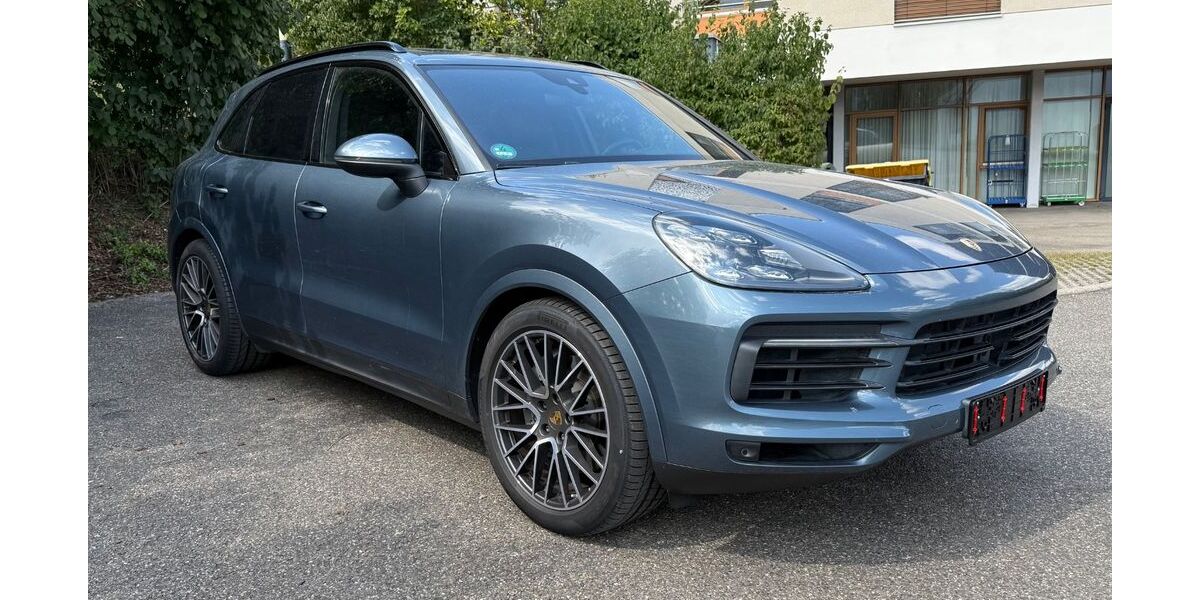 Porsche Cayenne 11.650 km 59.999 &euro; Stuttgart 70327