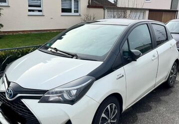 Toyota Yaris 125.500 km 9.750 &euro; Stuttgart 70329