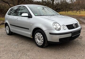 VW Polo 82.138 km 2.850 &euro; Korb 71404