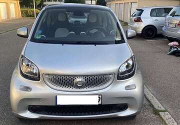 Smart forTwo 128.000 km 7.400 &euro; Stuttgart 70182