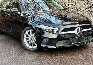 Mercedes-Benz A 180 143.807 km 16.900 &euro; Sindelfingen 71065