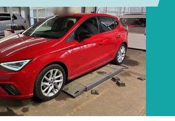 Seat Ibiza 7.777 km 19.480 &euro; Leonberg 71229