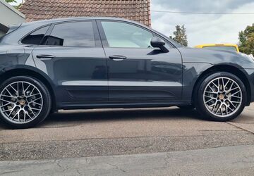 Porsche Macan 36.800 km 61.900 &euro; Korntal-Münchingen 70825
