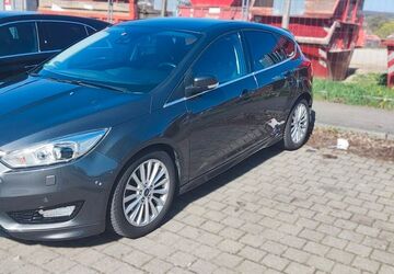 Ford Focus 141.000 km 10.000 &euro; Wolfschlugen 72649