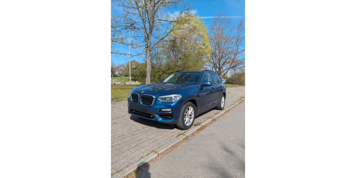 BMW X3 164.000 km 21.900 &euro; Sindelfingen 71067