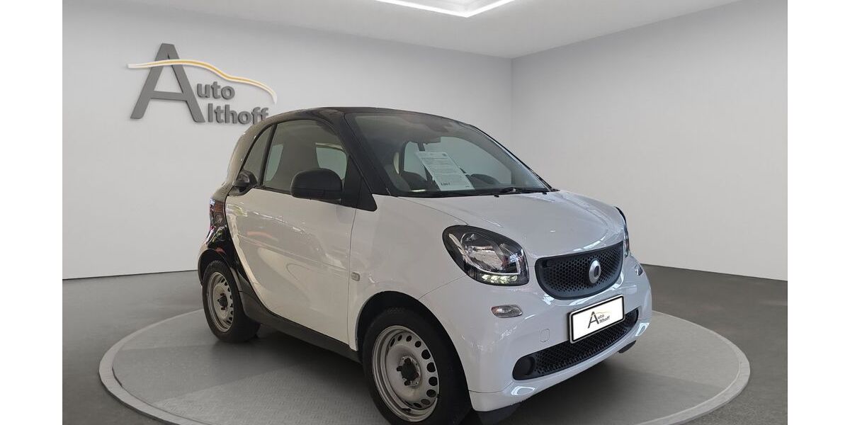 Smart ForTwo 62.000 km 8.600 &euro; Stuttgart 70195
