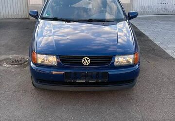 VW Polo 103.750 km 649 &euro; Unterensingen 72669