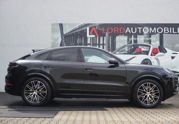 Porsche Cayenne 13.900 km 111.880 &euro; Stuttgart 70499